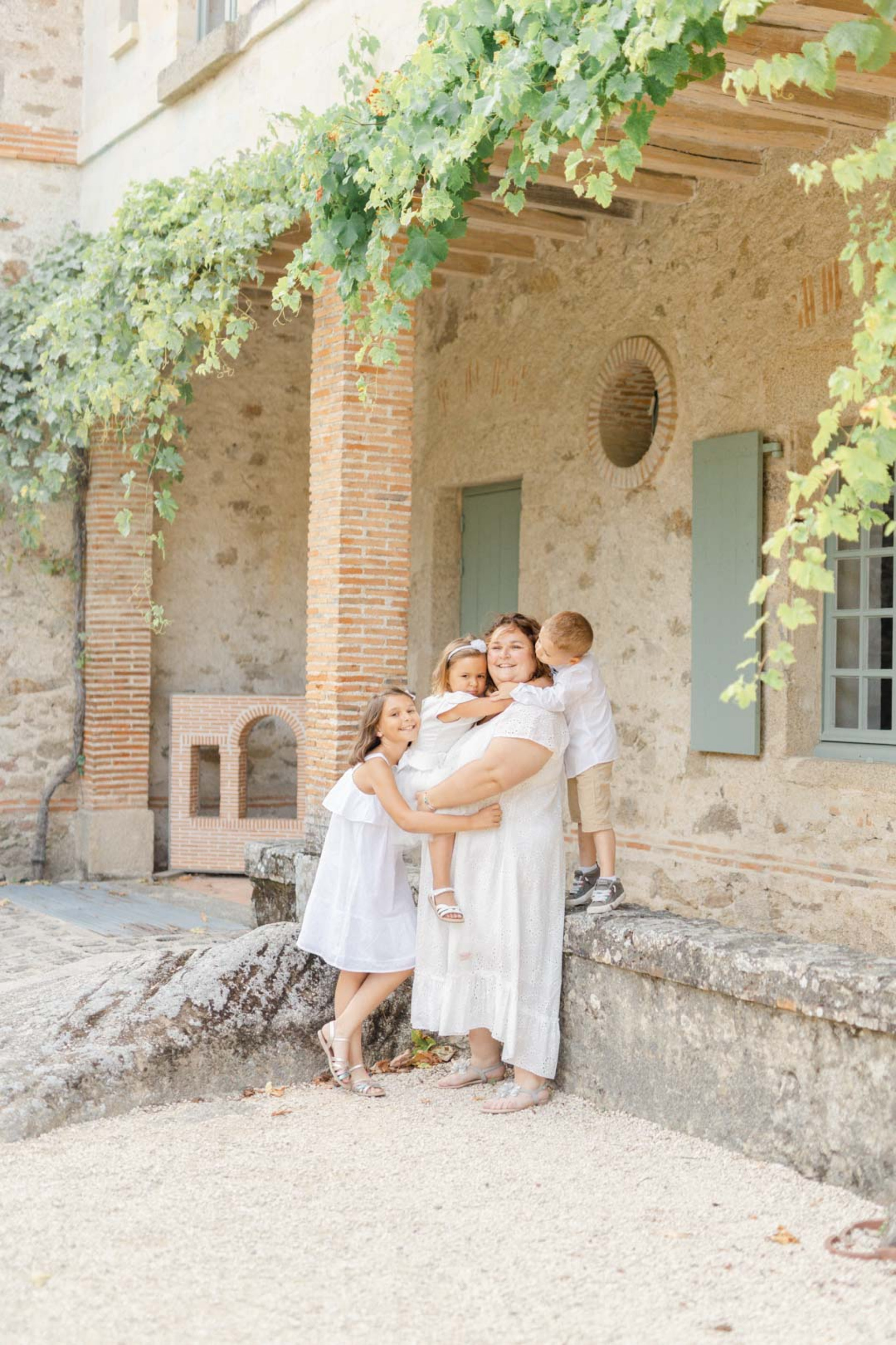 Alexandra & co